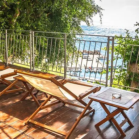 Del Mare Apartment *